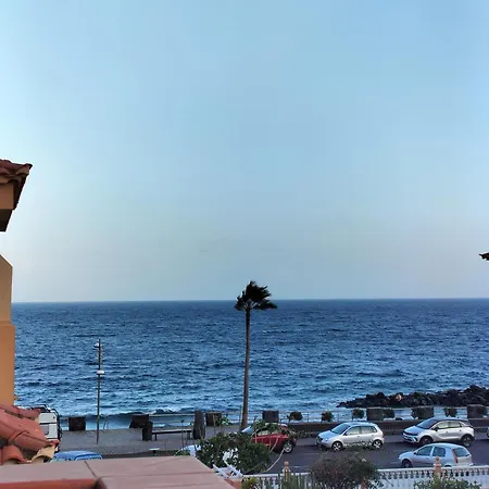 Апартаменты Caletillas Black 1º Linea Playa & Piscina & Wifi Канделария