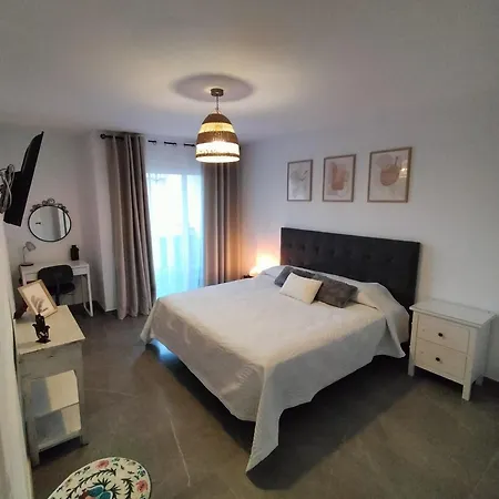 Caletillas Black 1º Linea Playa & Piscina & Wifi Апартаменты Канделария