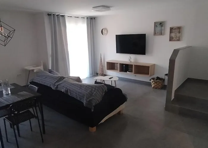 Caletillas Black 1º Linea Playa & Piscina & Wifi קנדלריה