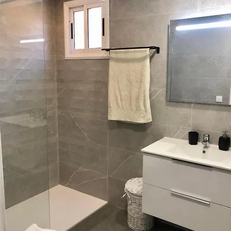 Apartamento Caletillas Black 1º Linea Playa & Piscina & Wifi