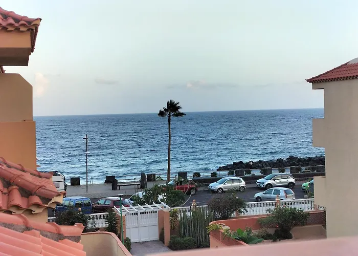 Caletillas Black 1º Linea Playa & Piscina & Wifi Apartment